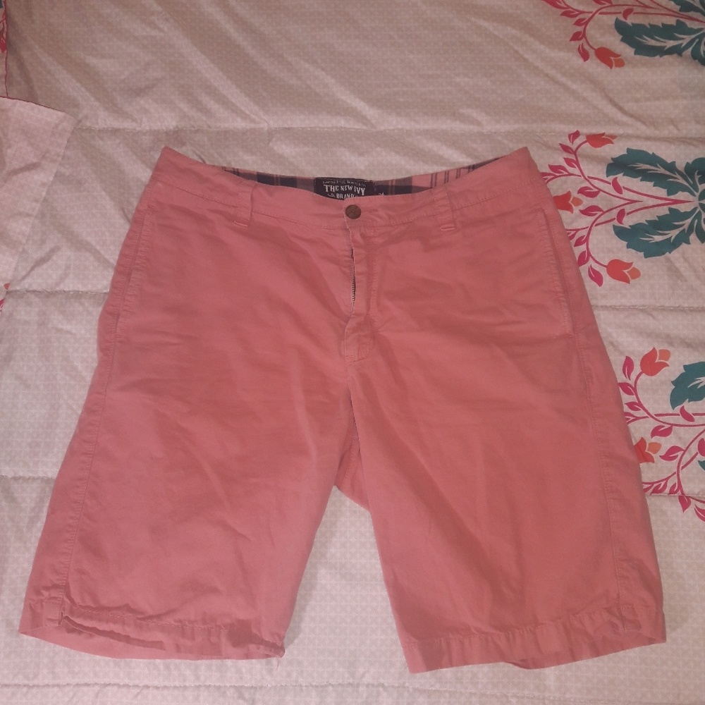 Mens shorts size 34